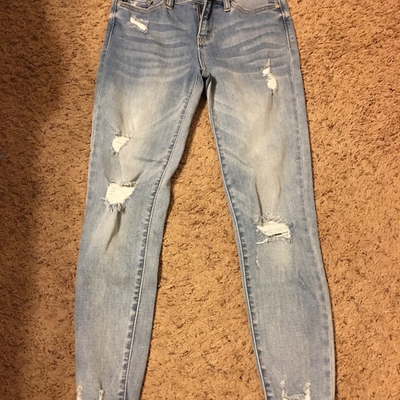 Judy Blue Cropped Skinny Jean - Picture 3 of 7